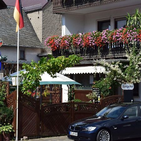 Marktstuebchen An Der Schoenen Loreley Bornich Bagian luar foto