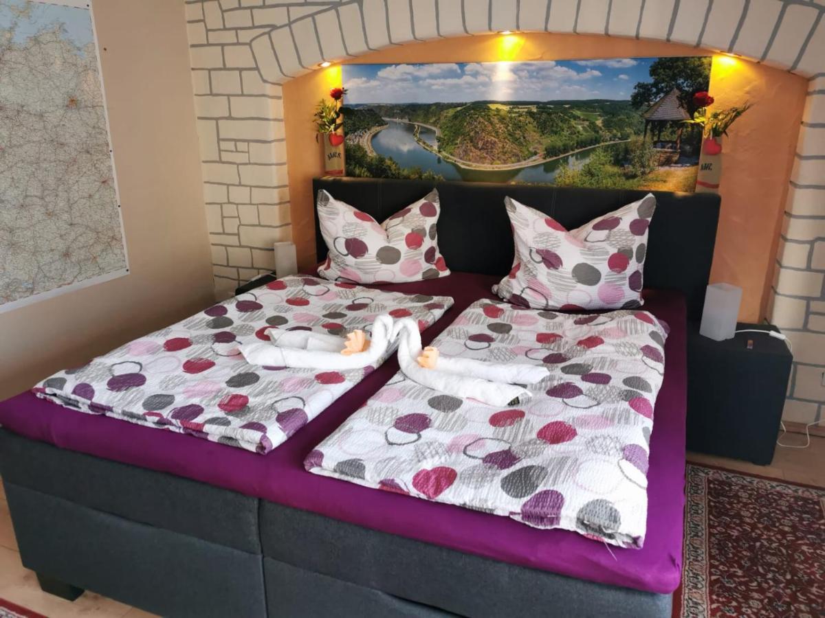 Marktstuebchen An Der Schoenen Loreley Bornich Bagian luar foto