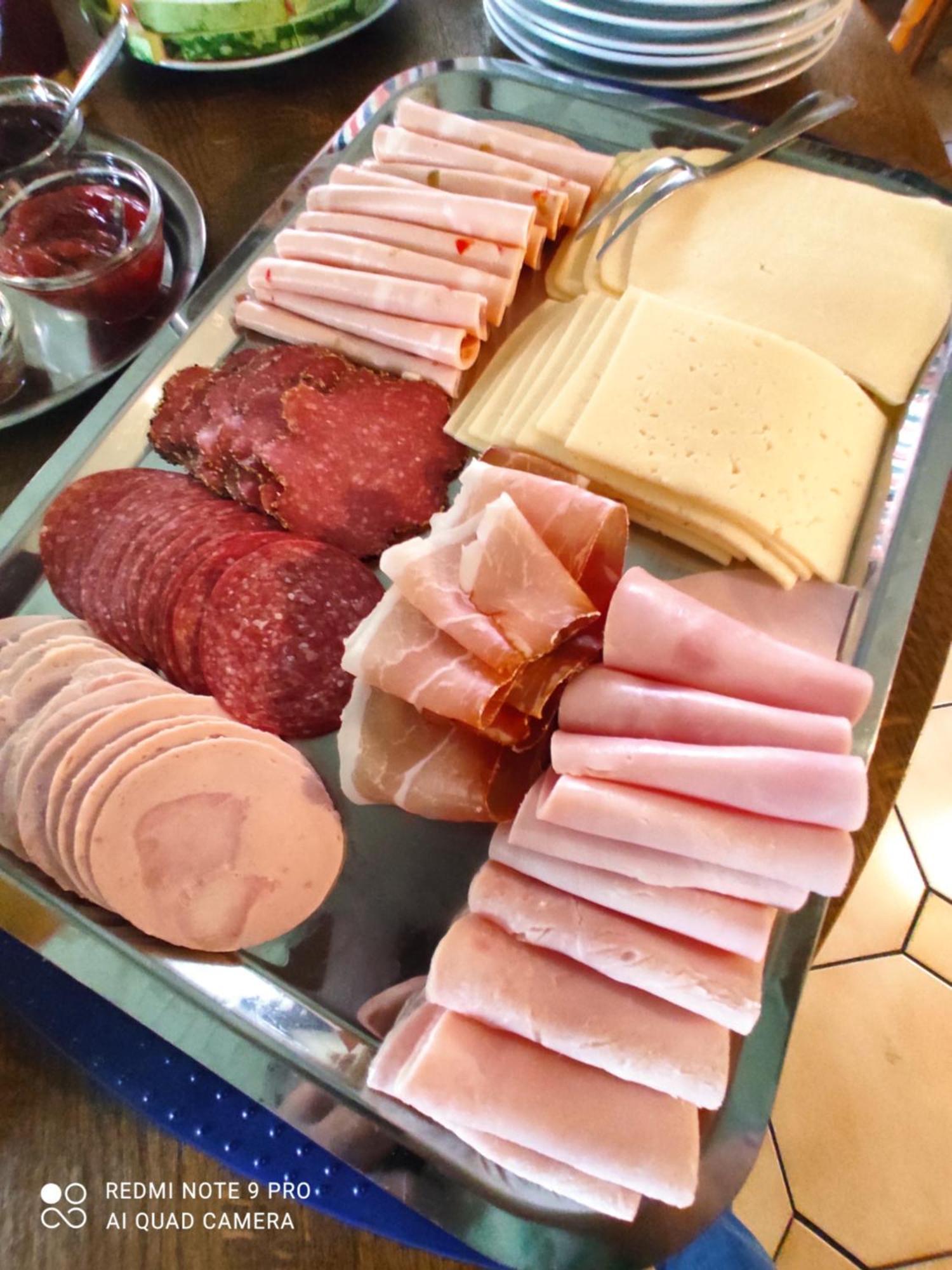 Marktstuebchen An Der Schoenen Loreley Bornich Bagian luar foto