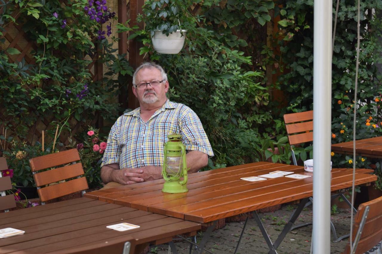 Marktstuebchen An Der Schoenen Loreley Bornich Bagian luar foto